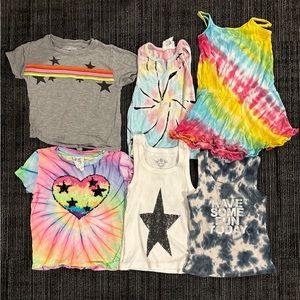 Tie dye flowers by Zoe lot